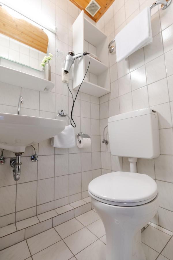 Landhotel Ewerts Insul Экстерьер фото