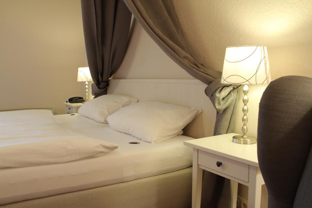 Landhotel Ewerts Insul Экстерьер фото